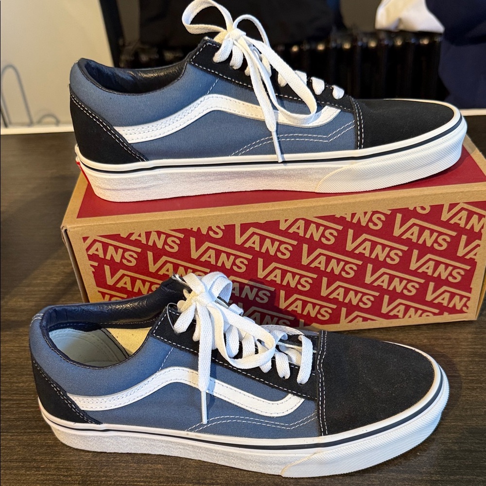 Vans Men's Blue Classic Sneakers